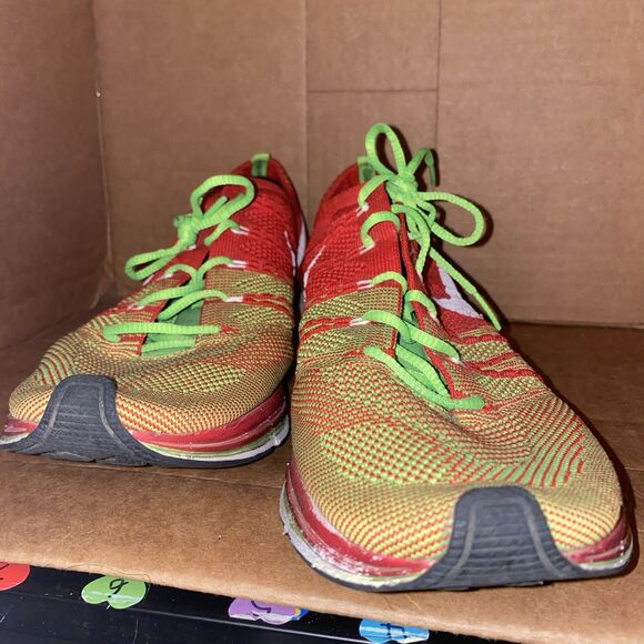 VTG 2012 Nike Flyknit Trainer University Red Electric Green Men’s Sz 11.5 main image 6